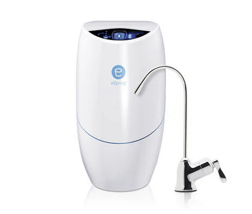 Sistema de Tratamiento de Agua eSpring™ con Grifo Auxiliar (instalación debajo de la encimera)